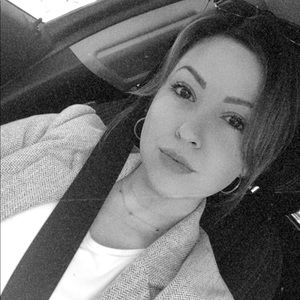 Meet your Posher, Haley